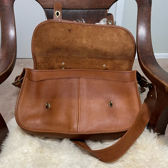 Vintage Coach NYC Carrier Messenger Shoulder Bag British Tan Rare - Picture 6 of 7